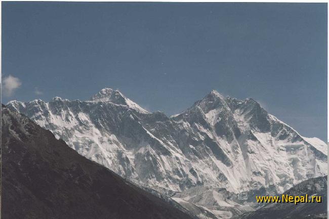 Вид на Лхоцзе, Нупцзе и Эверест