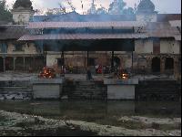 Кремация в Пашупатинахе